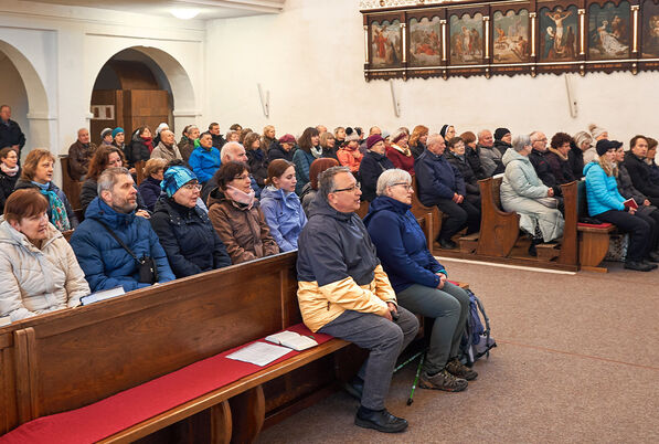 2023_04_hac_pout_za_hospice118