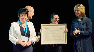 Vrchní sestra hospice převzala z rukou první dámy významné ocenění