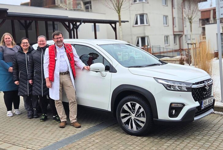 Tým Mobilního hospice Anežky České má nový vůz